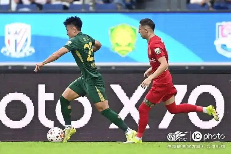 比利时甲级联赛：标准列日 VS 根特